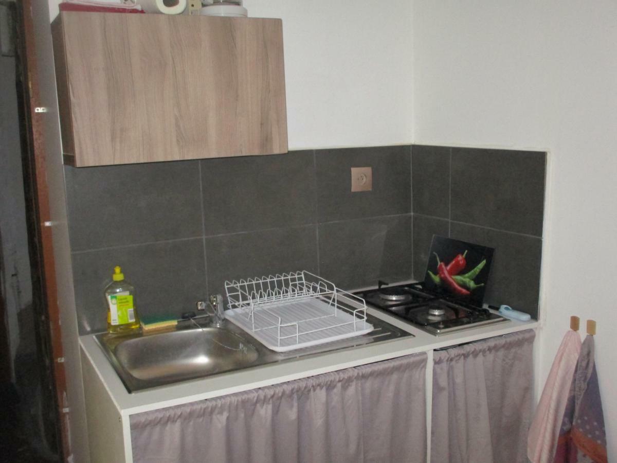 דירות Lodève Petit Studio מראה חיצוני תמונה
